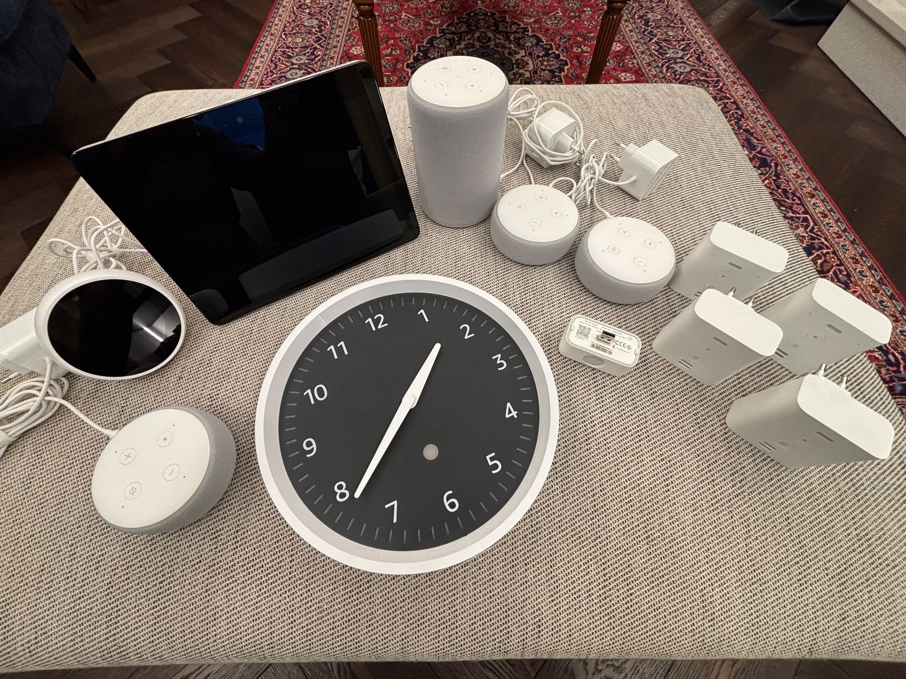 Alexa Set Weiss – 12 Geräte inkl. Echo Show 10 – Top Zustand (Gebraucht ...