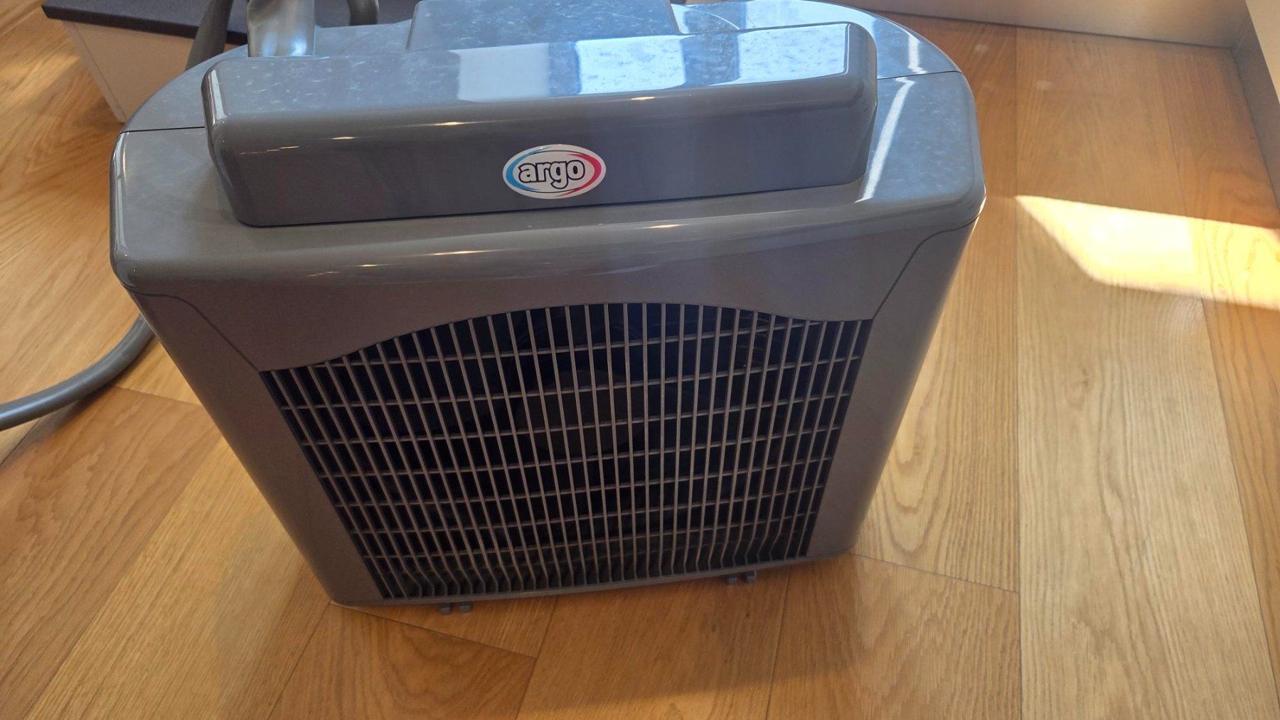 Argo Condizionatori: Argo Ulisse 13 DCI ECO WiFi / climatizzatore split portatile – Usato da Muralto venduto da car_jj9n 4