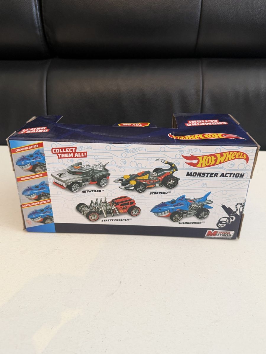 Hot Wheels Modellini d'auto: Hot Wheels Sharkruiser Monster Action Véhicule NEW SEALED  – Nuovo (secondo la descrizione) da Genève venduto da sho_67qj 1