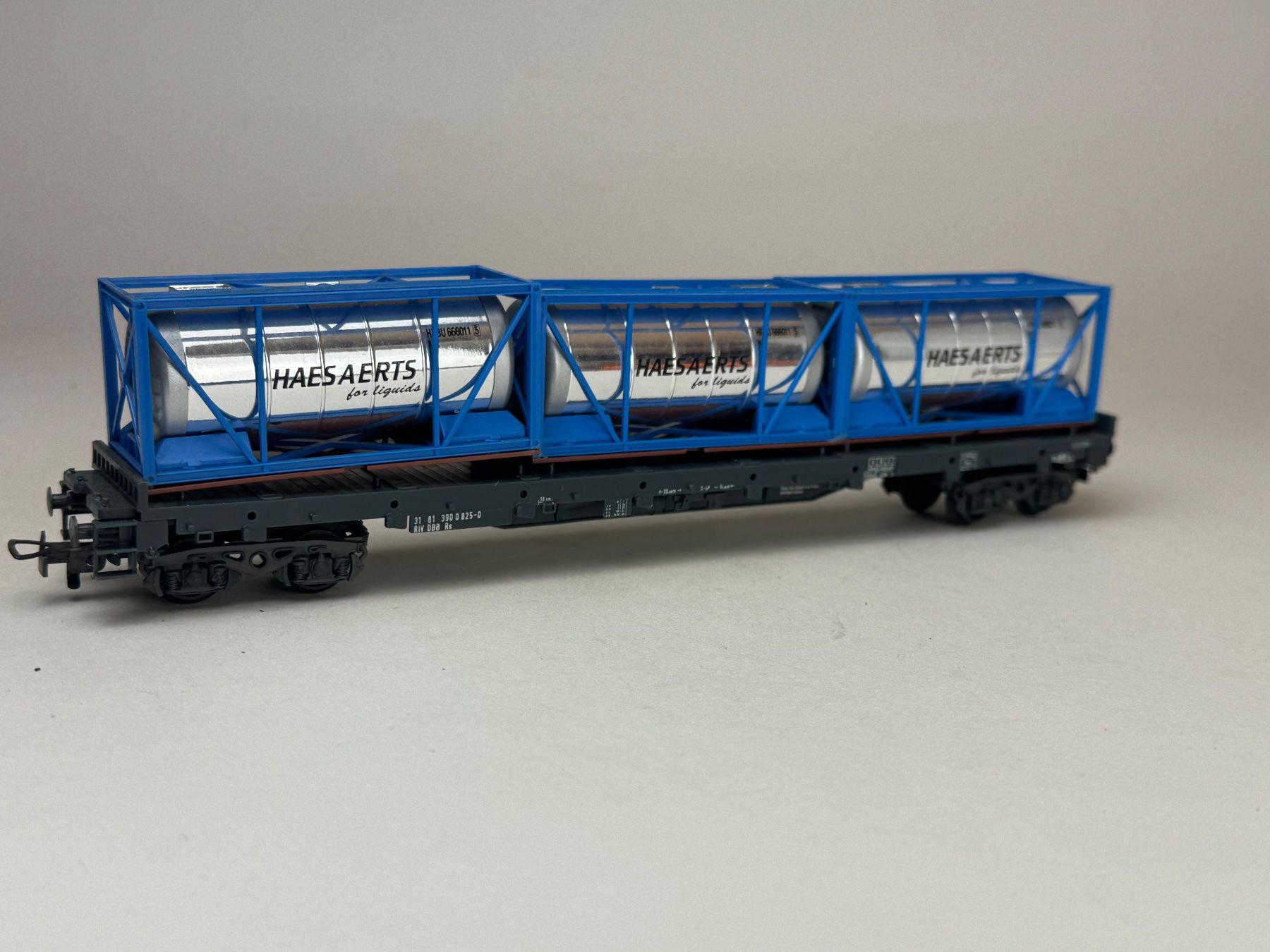 Liliput Modellini di ferrovie: Liliput Containerwagon  Container Haesaerts – Usato da Elm venduto da Wikmtz