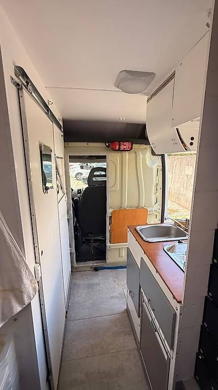 Mobilhome: Peugeot Boxer aménagé – Usato da Genève venduto da kya77 4