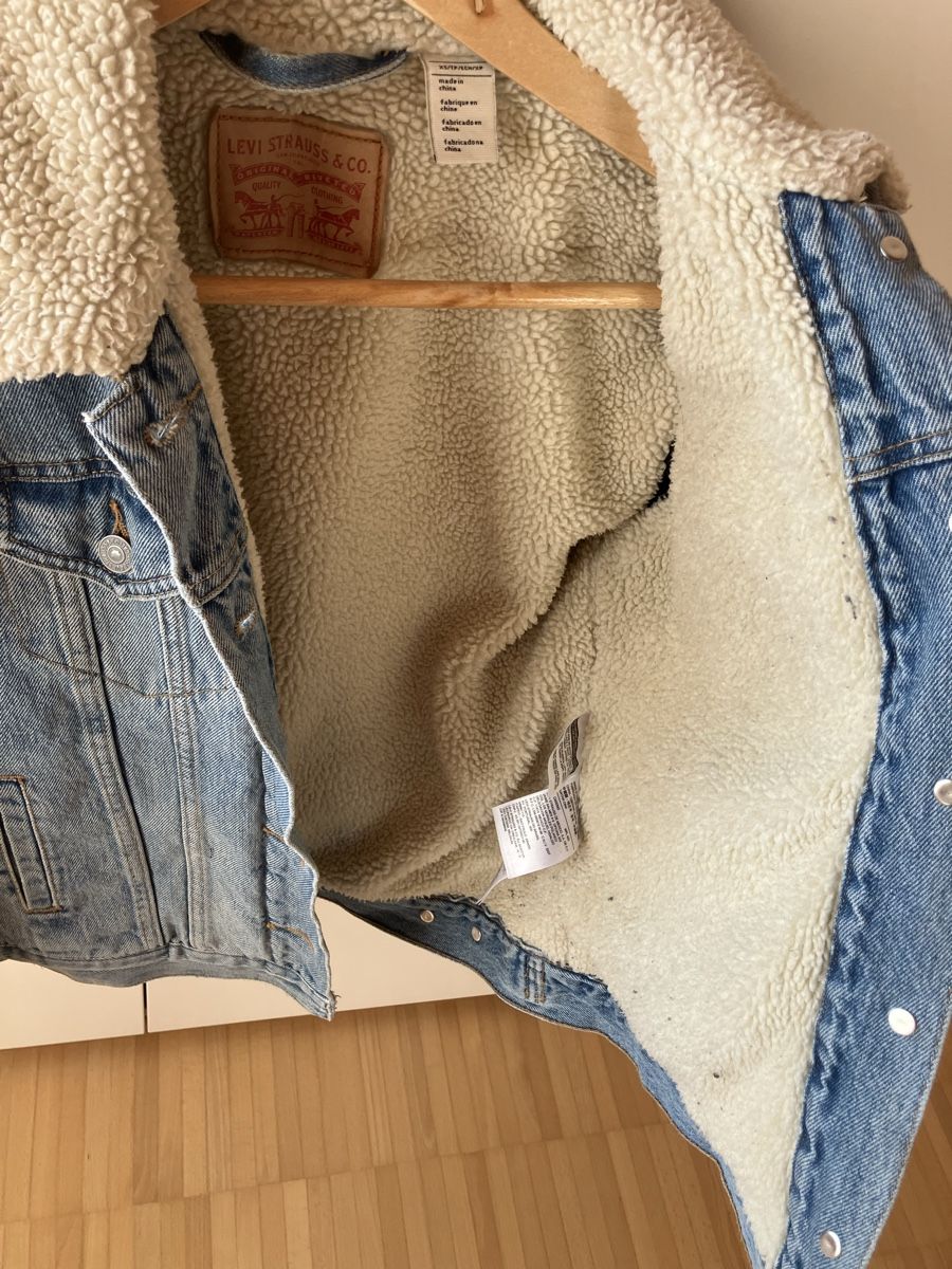 Levi's Giacche: Levi‘s Jeansjacke mit Teddyfutter, XS – Nuovo (secondo la descrizione) da Ettingen venduto da sas_l5nz 2
