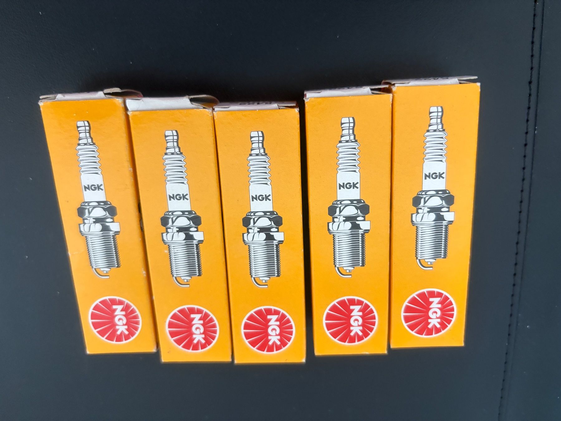 NGK Tutti i ricambio per moto: 5 bougies NGK BR8ES – Nuovo e nell'imballaggio originale da Sierre venduto da porsche930turbo 1