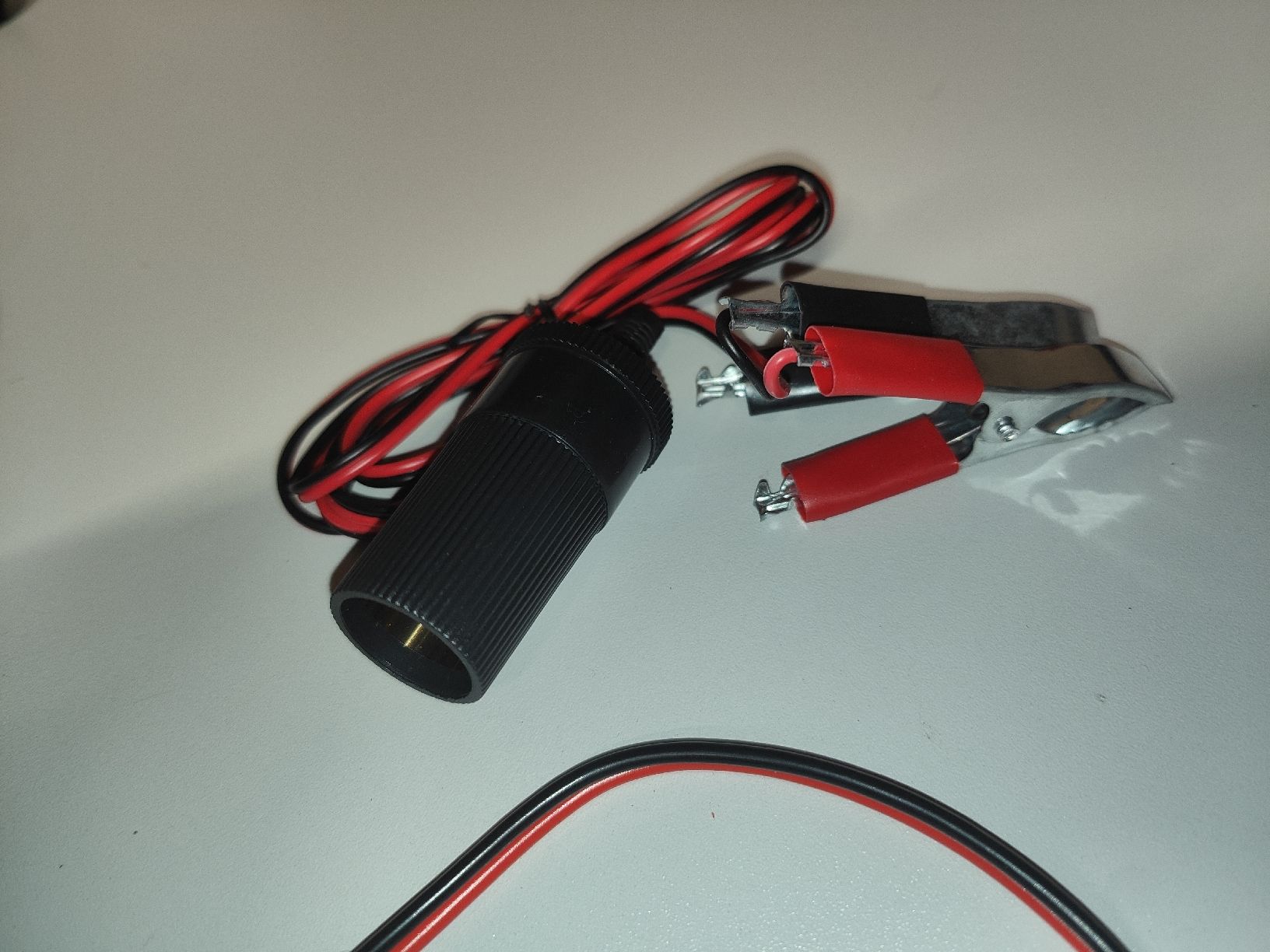 Tutti pezzi di ricambio auto: auto zigaretten zünder  – Usato da Schöftland venduto da magicX01 1
