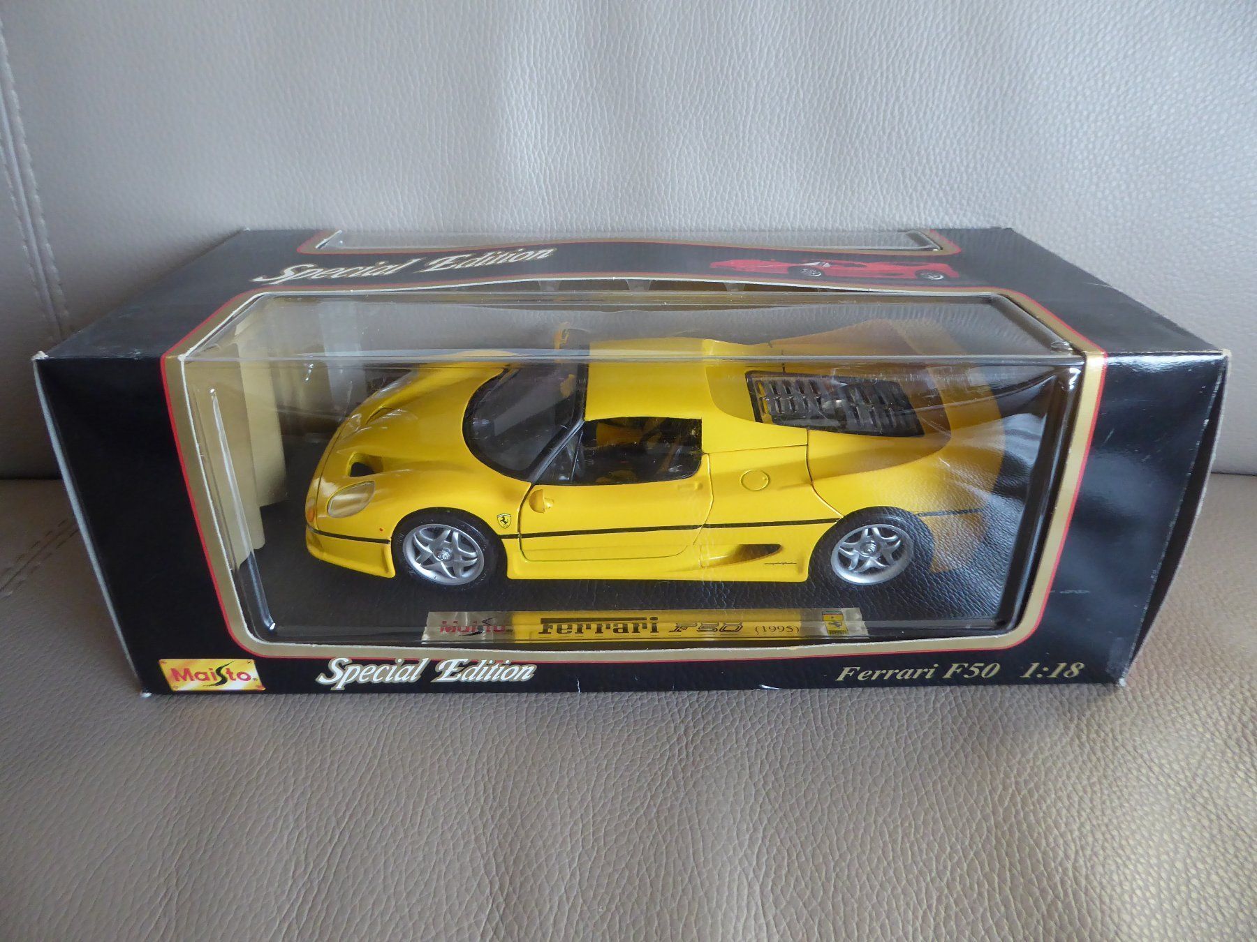 Ferrari Modellautos: Ferrari F50 1995 1:18 – Neu (gemäss Beschreibung) aus Hettlingen von Zambole 9