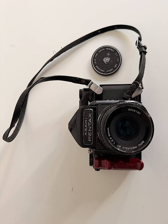Fotocamera: Pentax 67  – Usato da Neyruz FR venduto da sbr_6ltj 1