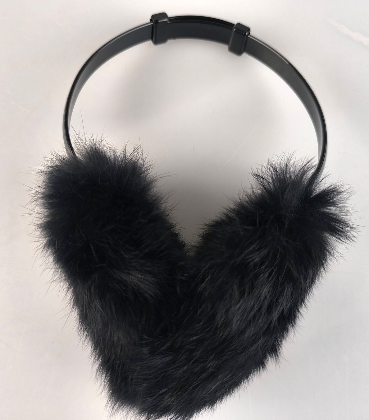 Chapeaux, bonnets & casquettes: Pelz Ohrenwärmer – D'occasion à Rüti ZH par Restwert_Rueti_ZH