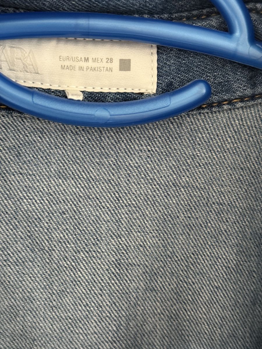 Zara Jacken: Zara Jeans Jacket – Gebraucht aus Winterthur von don_fabio 3