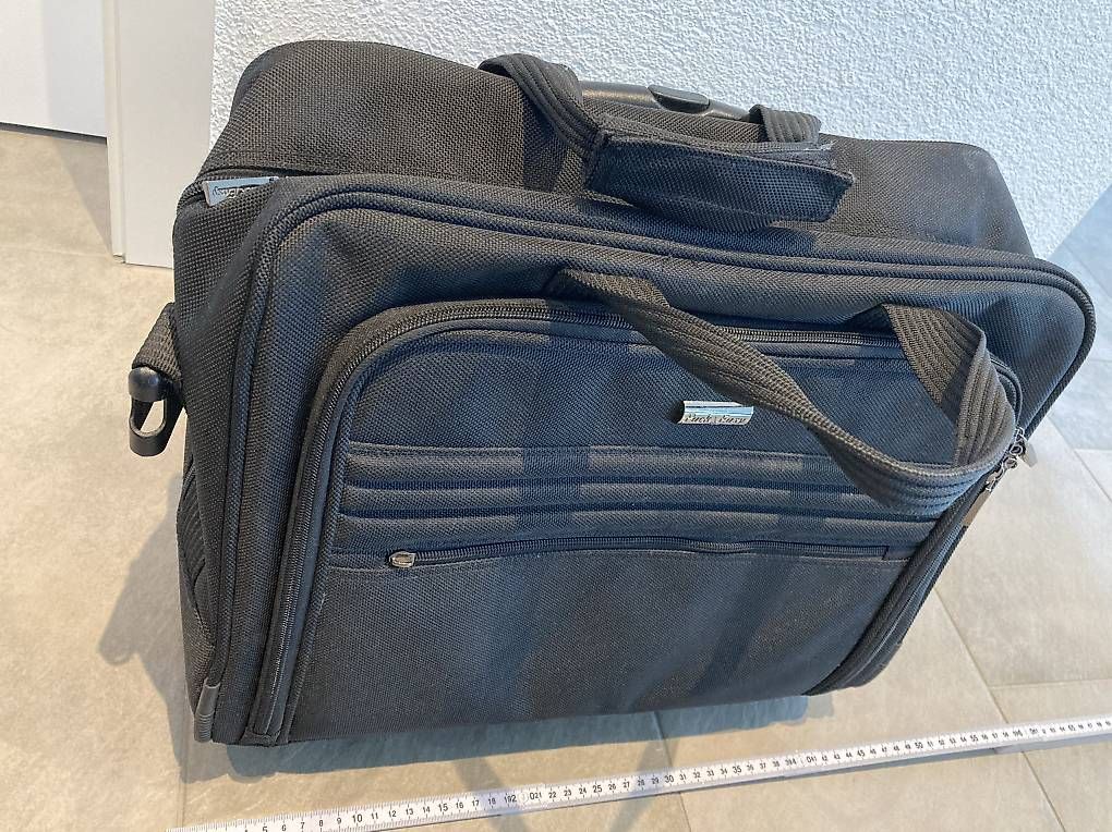 Koffer & Taschen: Aktentasche mit Räder – Gebraucht aus Tägerwilen von pir_7lr9 1