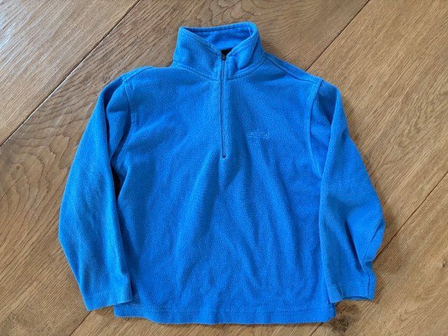 Maglioni & Felpe: Faserpelzpullover Gr. 128 blau – Usato da Tennwil venduto da nando59
