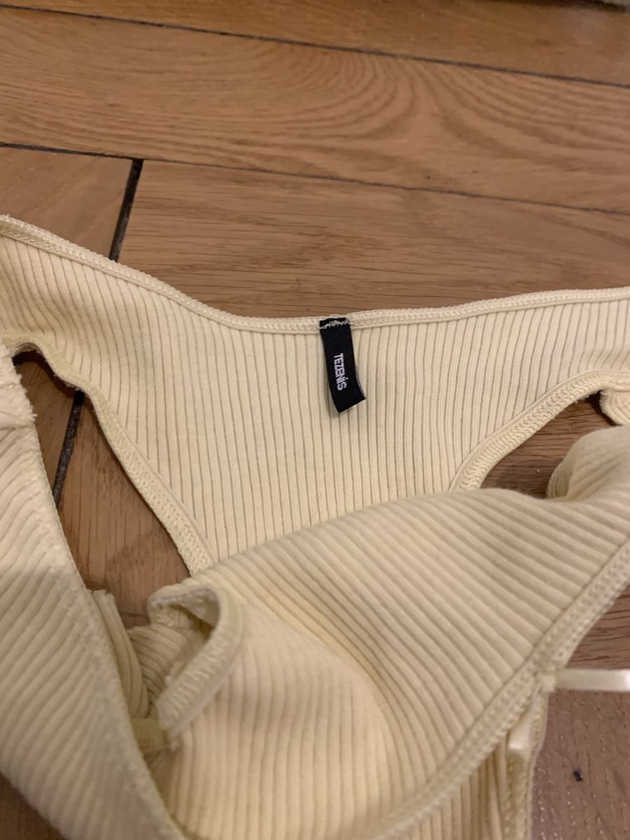 Tezenis Altra biancheria intima: Ensemble jaune et rose tezenis – Nuovo e nell'imballaggio originale da Genève venduto da rez_c6c6 7