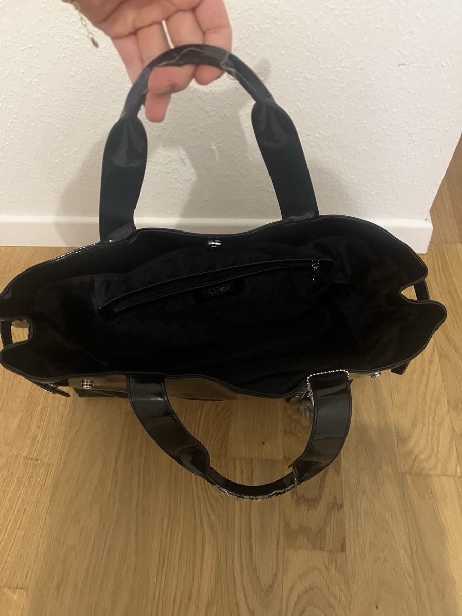 Armani Borse da donna: Tasche armani – Usato da Münchenstein venduto da Furki22 1