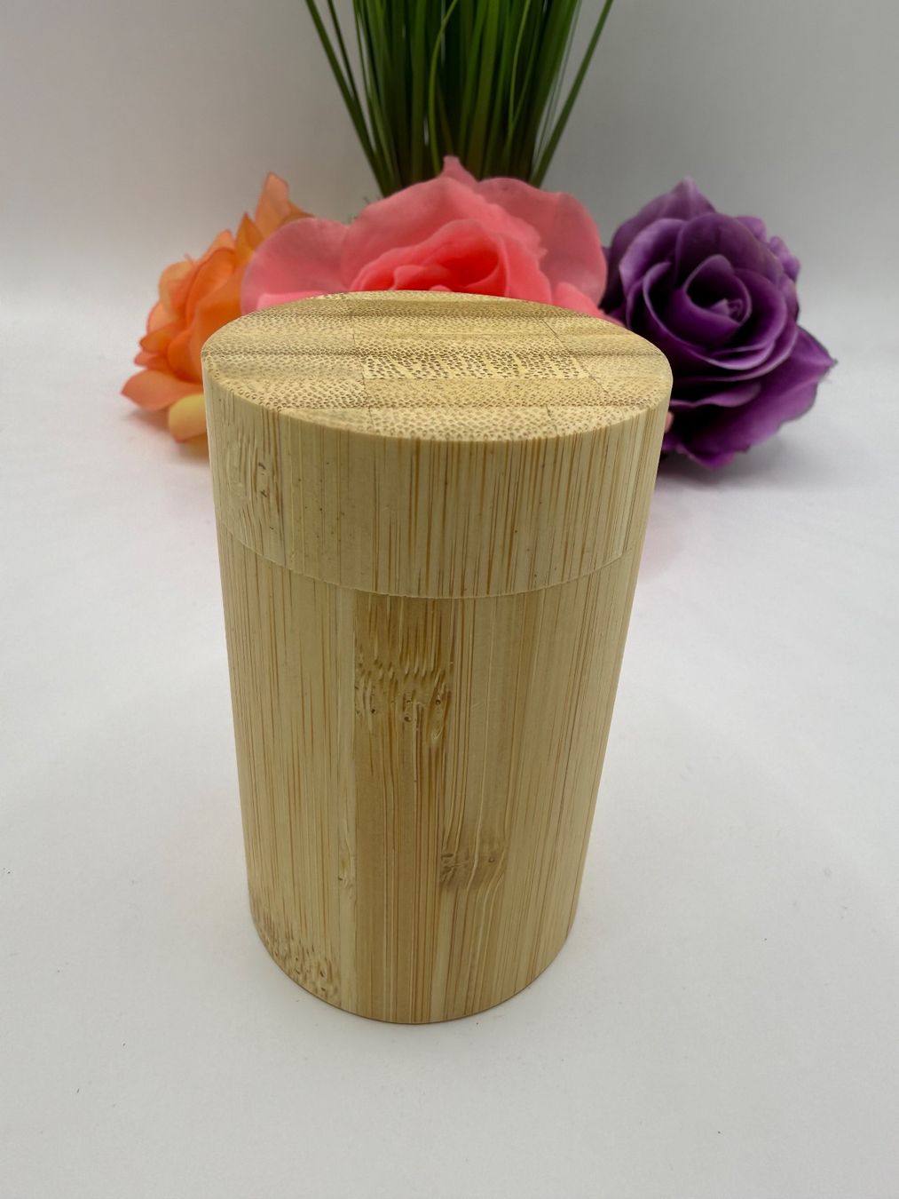 Articoli in legno: Gedenkurne aus Holz – Usato da Hünenberg venduto da nicolay27 1