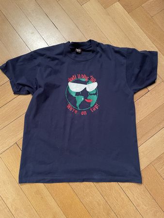 Vintage Fruit Of The Loom XL Tee fit as Large