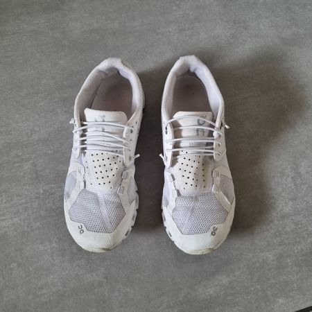 On Cloud. Scarpe da ginnastica donna, taglia 37