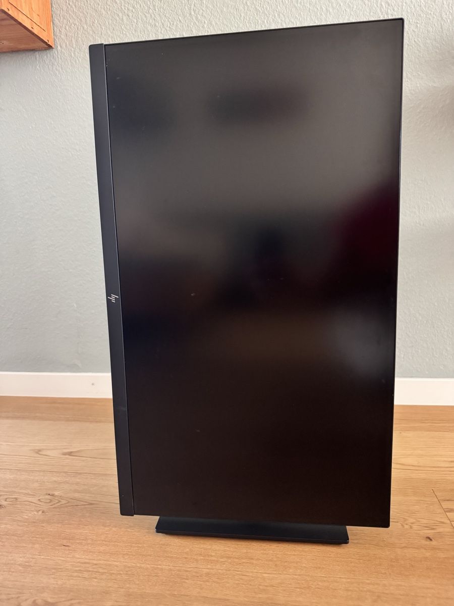 Hewlett Packard Monitor: HP Z27 Monitor – Usato da Pfaffhausen venduto da vige88 4