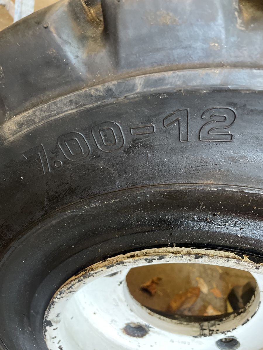 Carrelli elevatori e a forche: Staplerräder – Usato da Bubikon venduto da Bruno0087 2