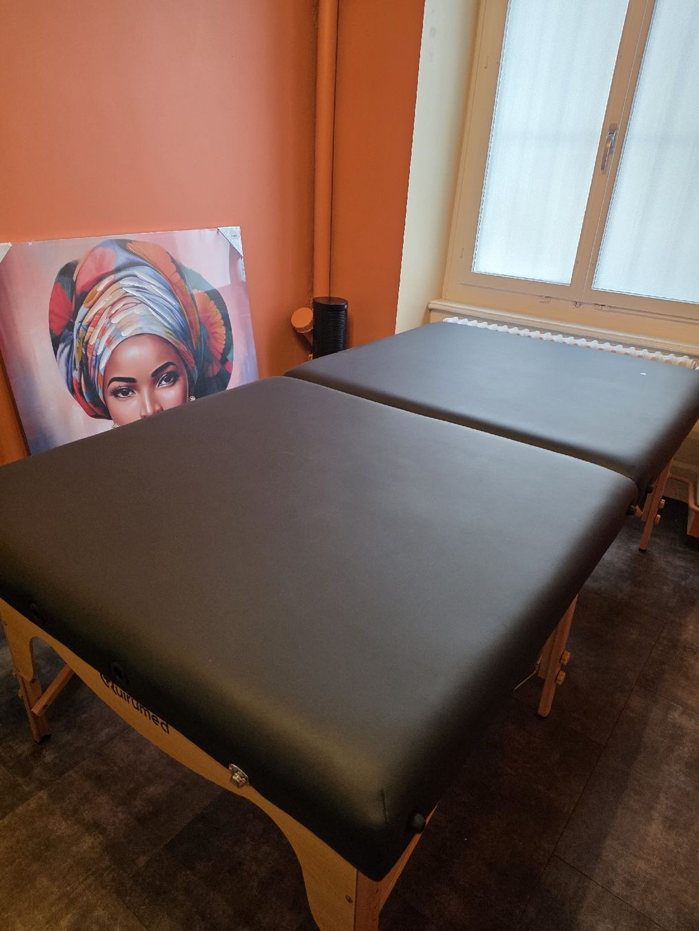 Massagegeräte: Massage table Quirumed black new – Neu (gemäss Beschreibung) aus Brüttisellen von par_8zbj 3