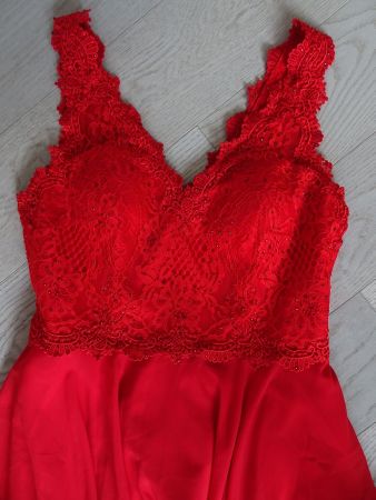 Kleid mit Spitzen rot, Abendkleid, edel, neu, Gr. 42