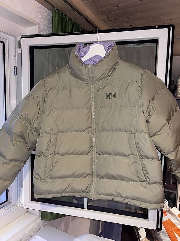Jacken: HellyHansen Winterjacke – Gebraucht aus Herisau von Baum_91