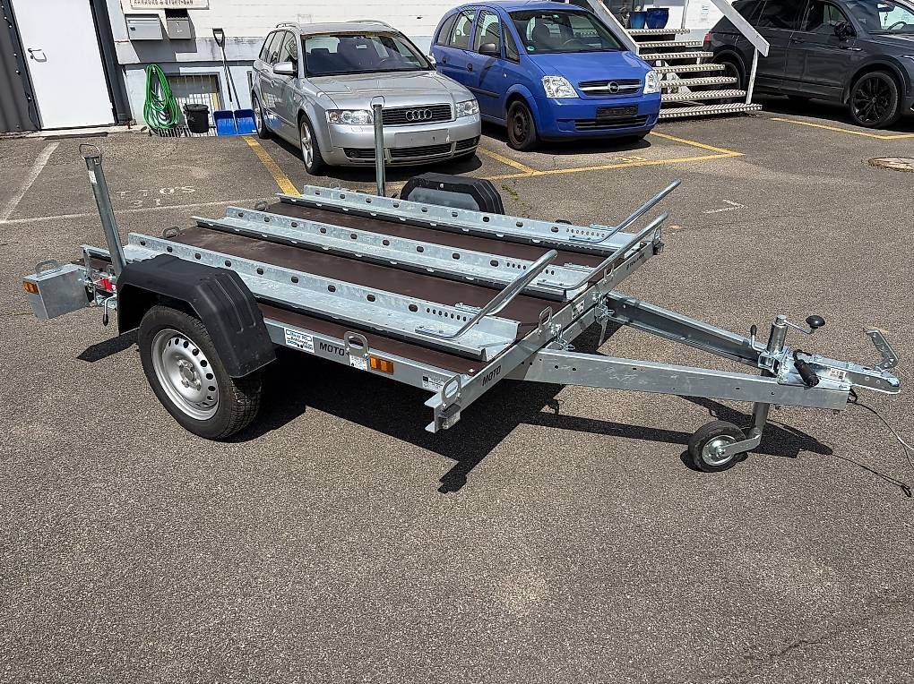 Rimorchi: Motorradanhänger 750kg – Usato da Diessenhofen venduto da MotoshopZachmann