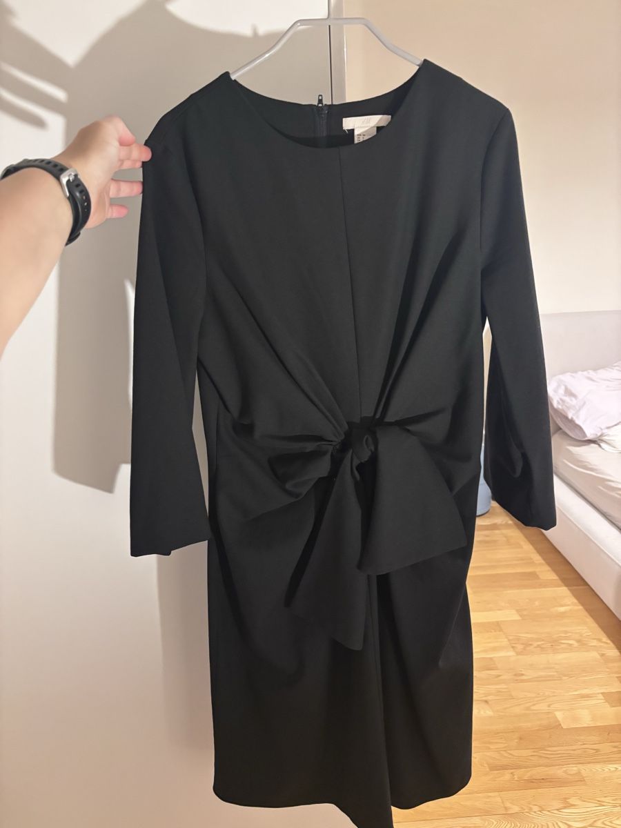 H&M Kleider: Vestito elegante nero a maniche lunghe  – Neu (gemäss Beschreibung) aus Zürich von mat_58mf 1