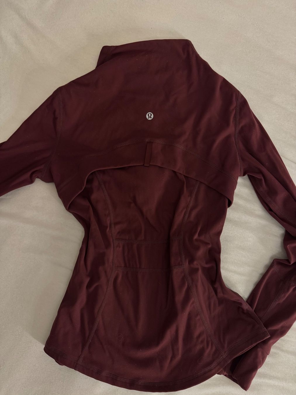 Lululemon Jacken: Lululemon Bordeaux Set 2 Teilig – Gebraucht aus Richterswil von dil_vc79 2
