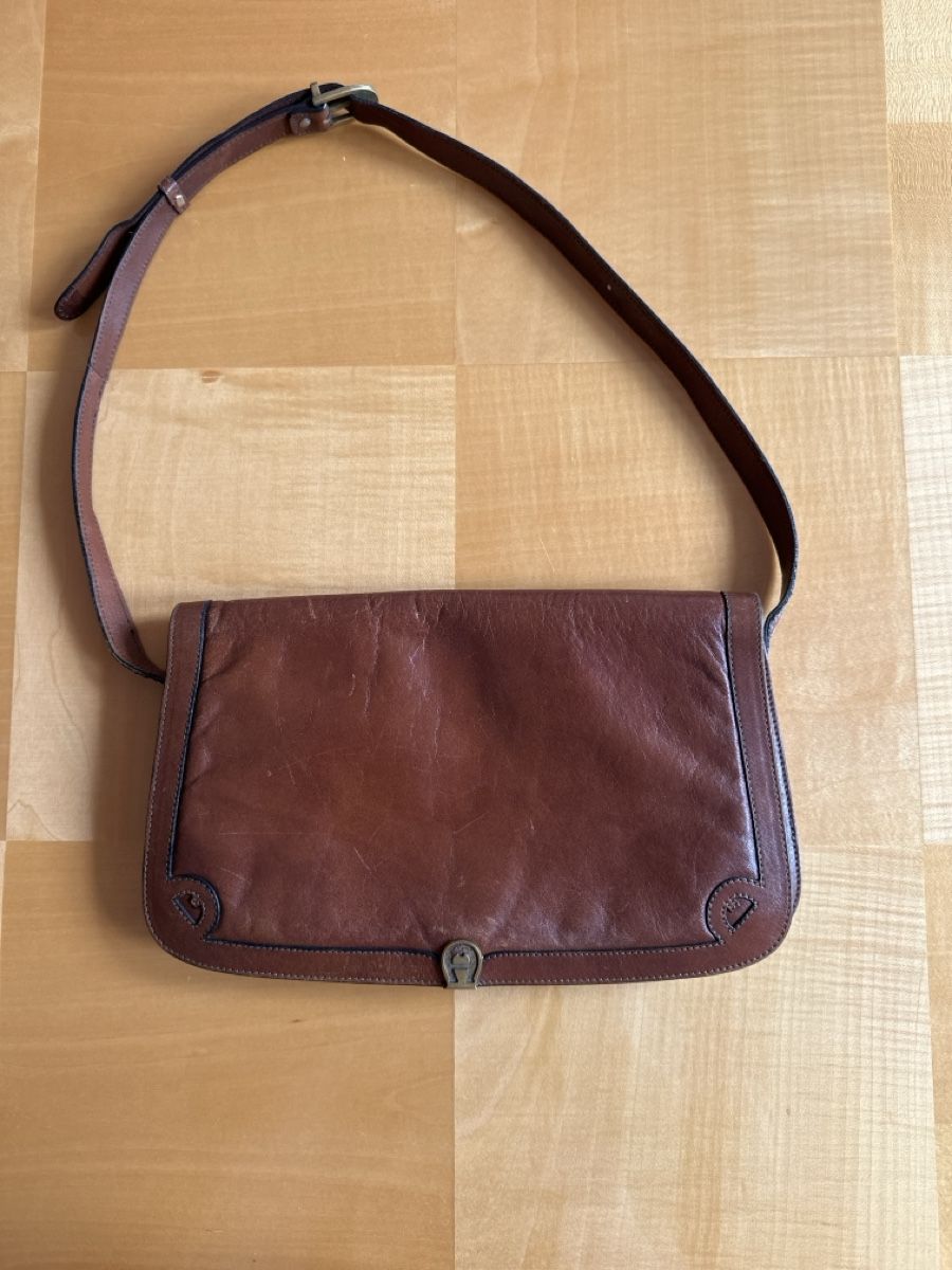 Aigner Borse da donna: Vintage Aigner Tasche  – Usato da Zürich venduto da Misus.Flohmi