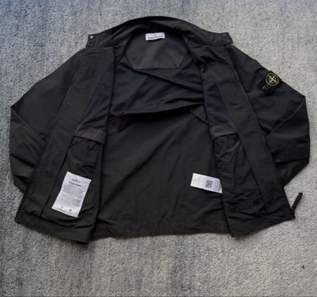 STONE ISLAND MICRO REPS JACKE FIT M