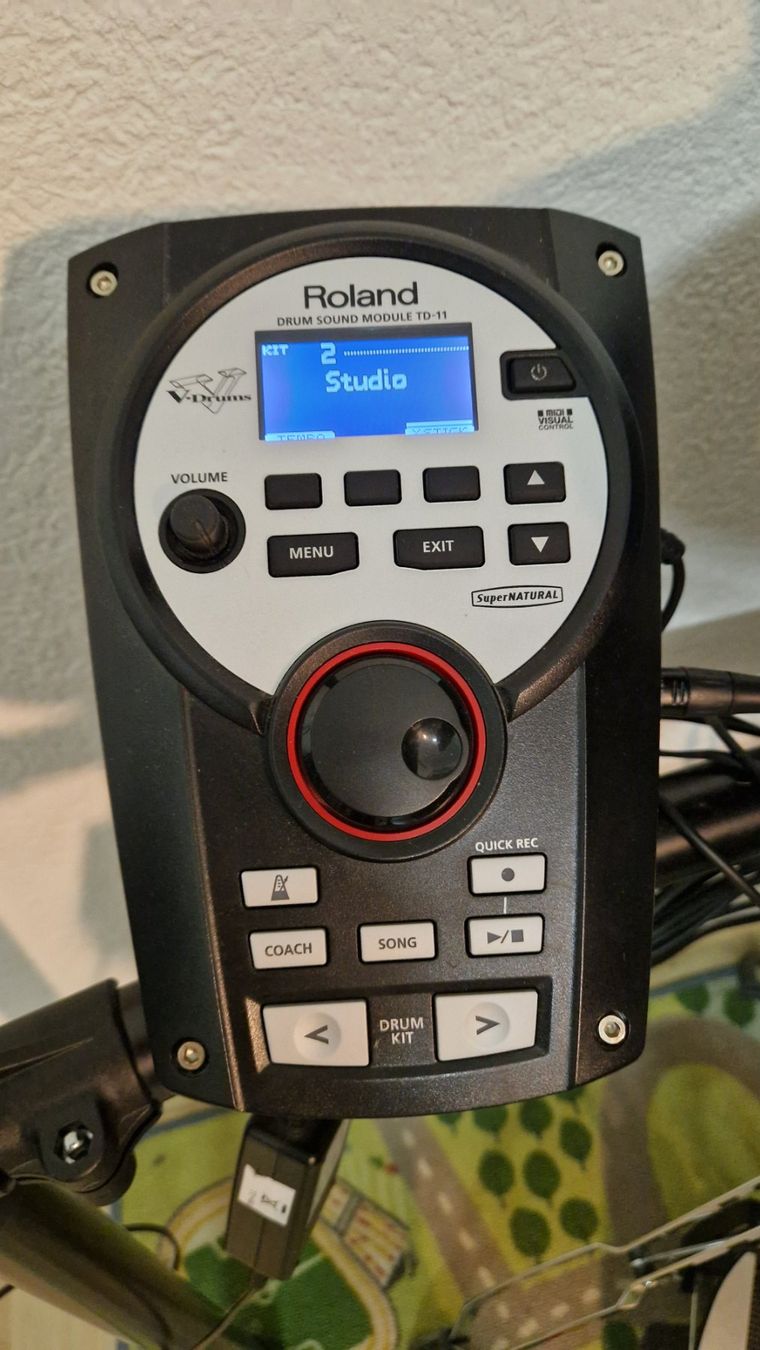 Roland Strumenti musicali: E-Drum Roland TD-11 – Usato da Otelfingen venduto da V_St 5