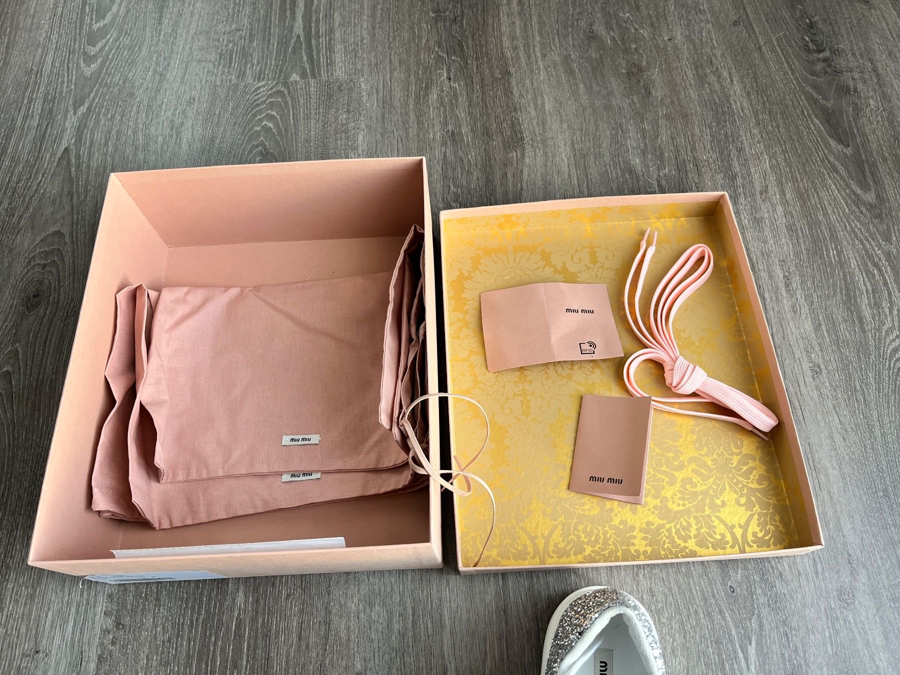 Miu Miu Damenschuhe: Miu Miu Sneaker Gr. 38 Glitzer Strass NEU – Neu und originalverpackt aus Frenkendorf von klourenco 6