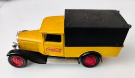 Coca-Cola Truck   Länge 10,5 cm (24)