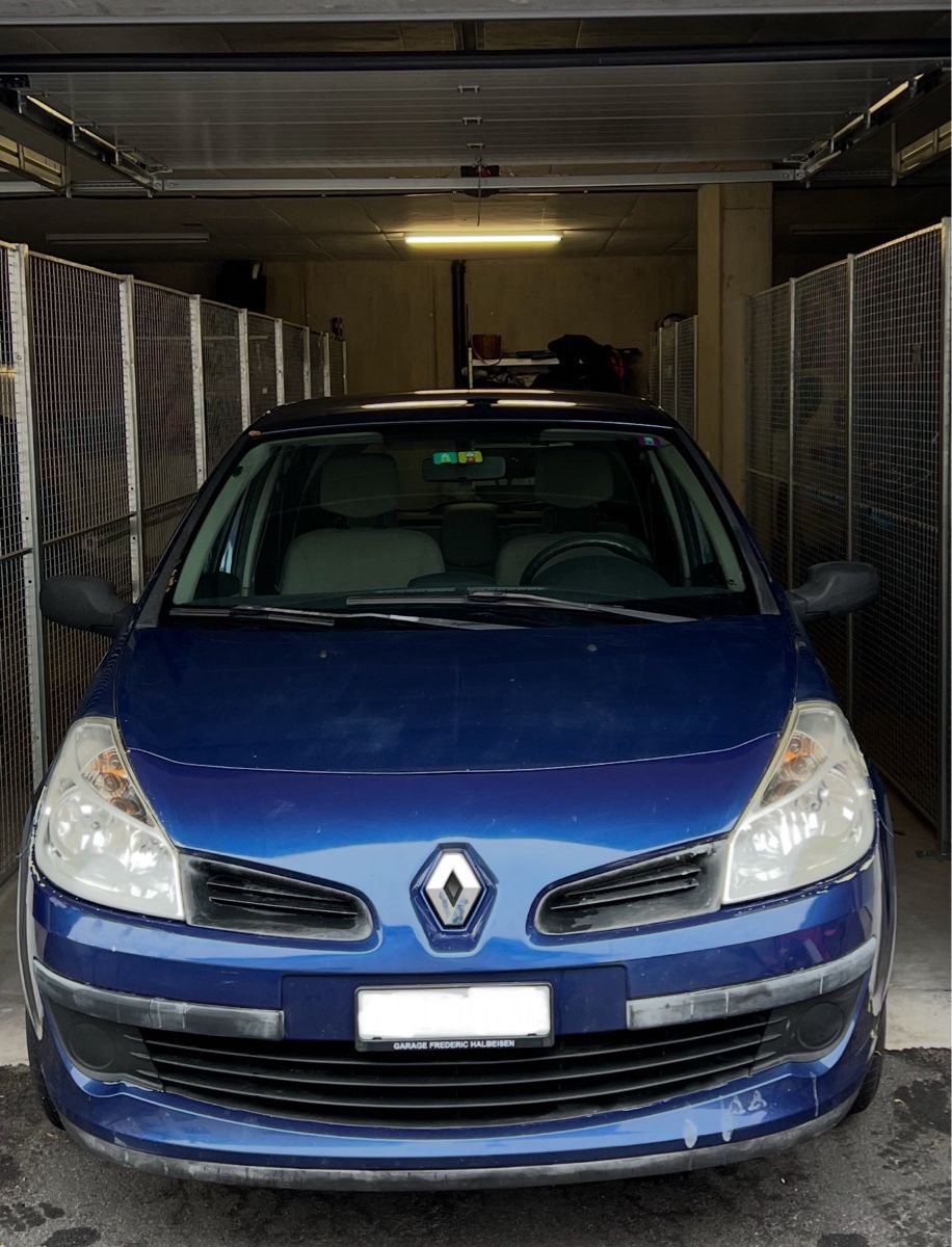 Renault Automobili: Renault Clio 1.4 16V  – Usato da Gersau venduto da Pgk17