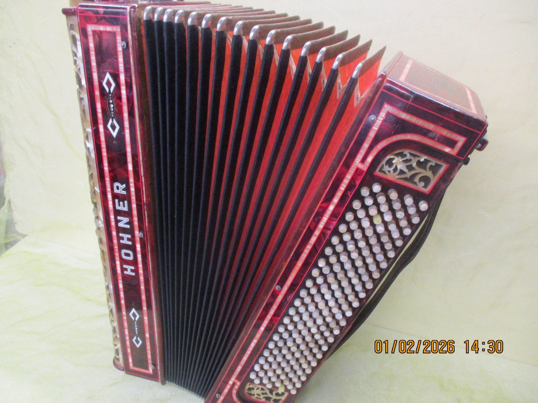 Hohner Musikinstrumente: Akkordeon Hohner Morino 5555 – Gebraucht aus Jegenstorf von Oktavio 3