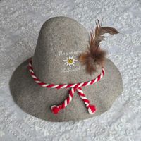 Original Trachtenhut mit Feder und Zillertal-Anstecker!