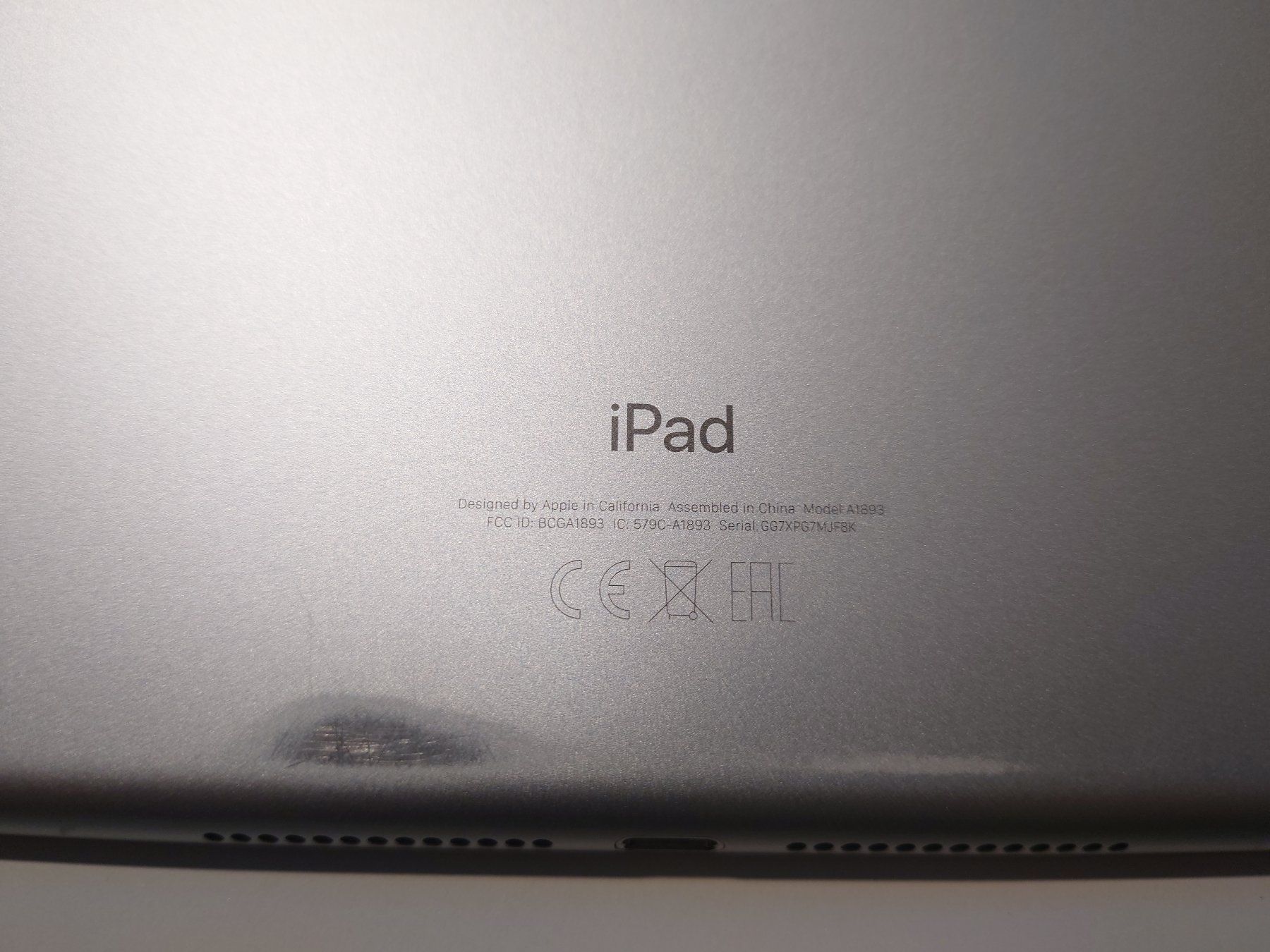 Apple Tablet PC: iPad 6. Generation WLAN (A1893) – Usato da Luzern venduto da MR1973 2