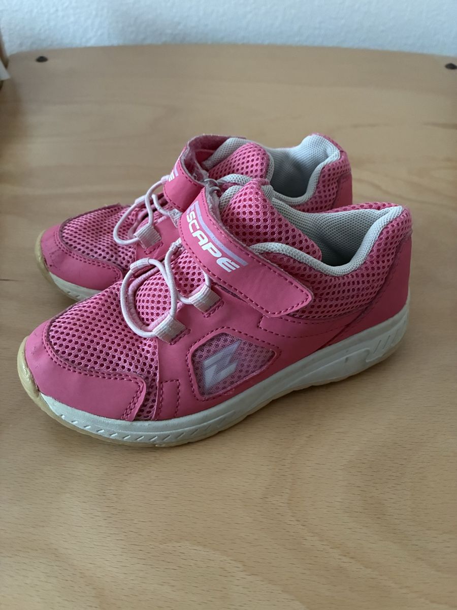 Schuhe für Mädchen: Cupcake Couture Turnschuhe Gr. 29, Top – Gebraucht aus Wettingen von hak_52m8 2