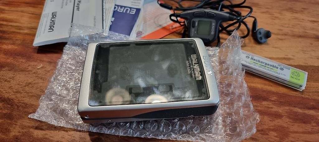 Sony Tragbarer Mediaplayer: Sony WM-EX5 Walkman – Gebraucht aus St. Antoni von Nicknack 1