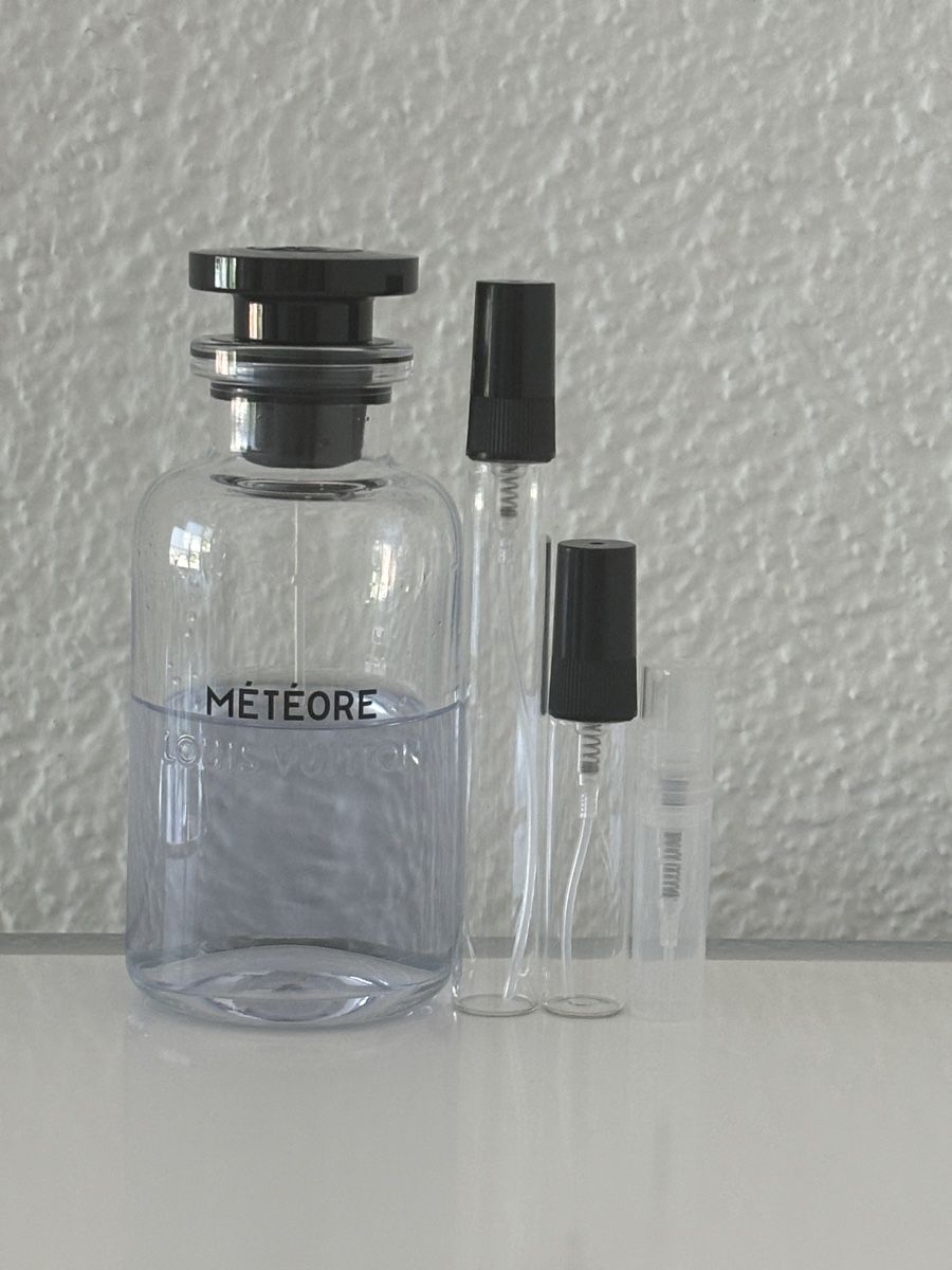 Louis Vuitton Profumi & Eau de Toilette: Louis Vuitton Météore Abfüllung – Usato da Lyss venduto da 471022