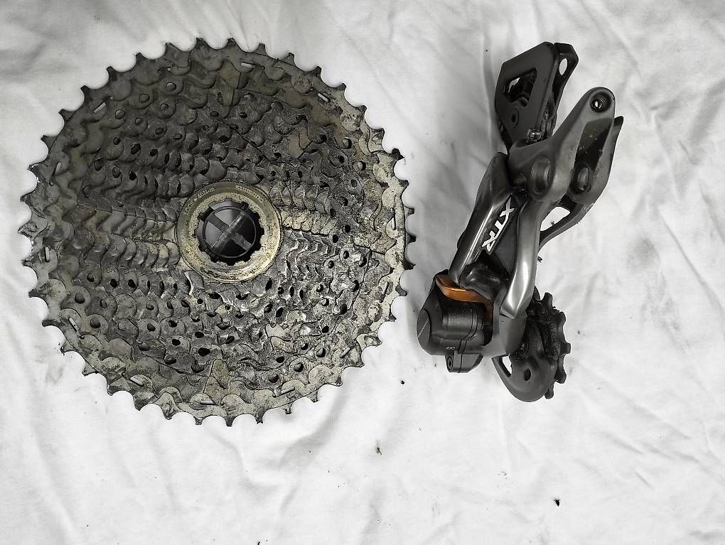 Pièces détachées: Shimano XTR Kassette und Wechsler – D'occasion à Düdingen par deal001