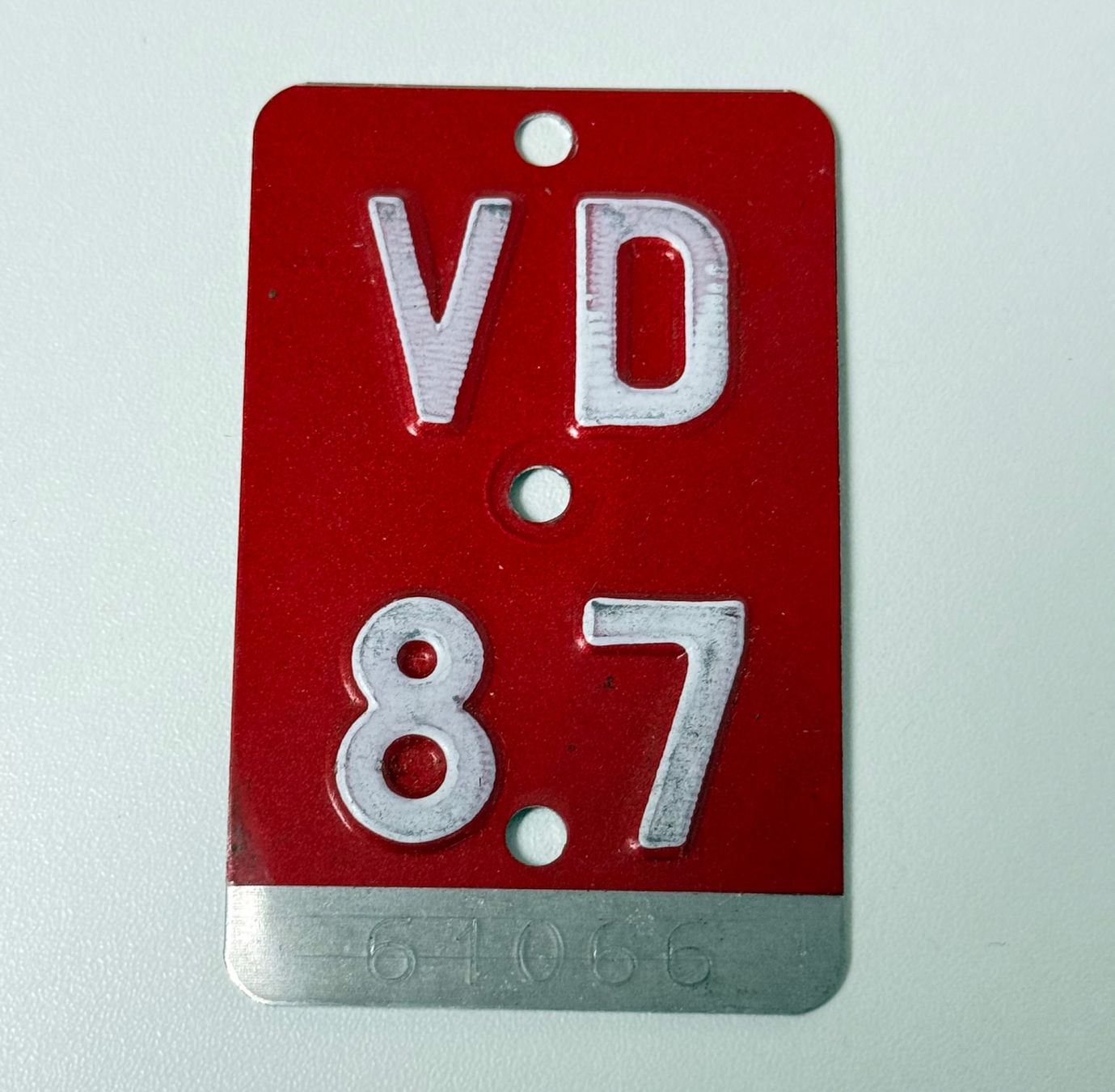 Insegne: Plaque de vélo Vaud VD 87 – Usato da Denges venduto da peumens