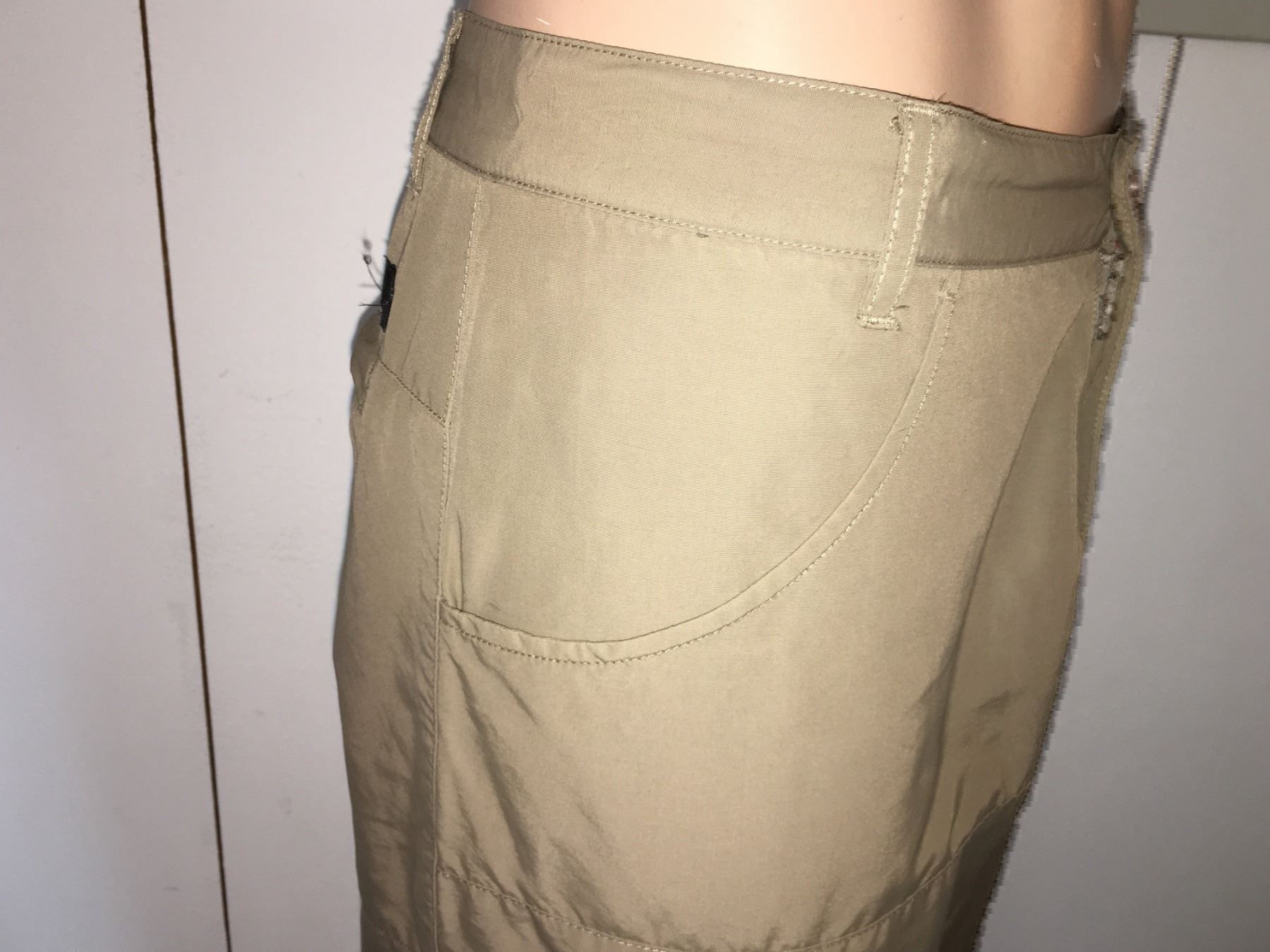 Esprit Pantaloni: ESPRIT MEN Pantalon / Hose Taille / Grosse W 36 – Usato da Cossonay-ville venduto da Super-Price-Quality 2
