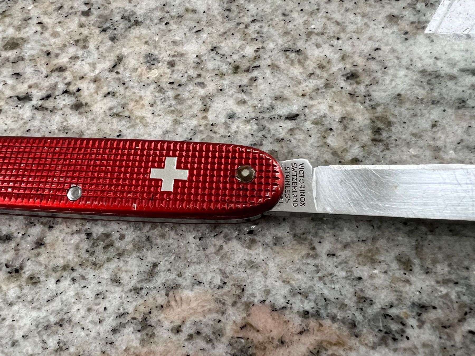 Victorinox Coltelli tascabile: Victorinox Taschenmesser Aluschale rot – Usato da Frauenfeld venduto da guli11 2