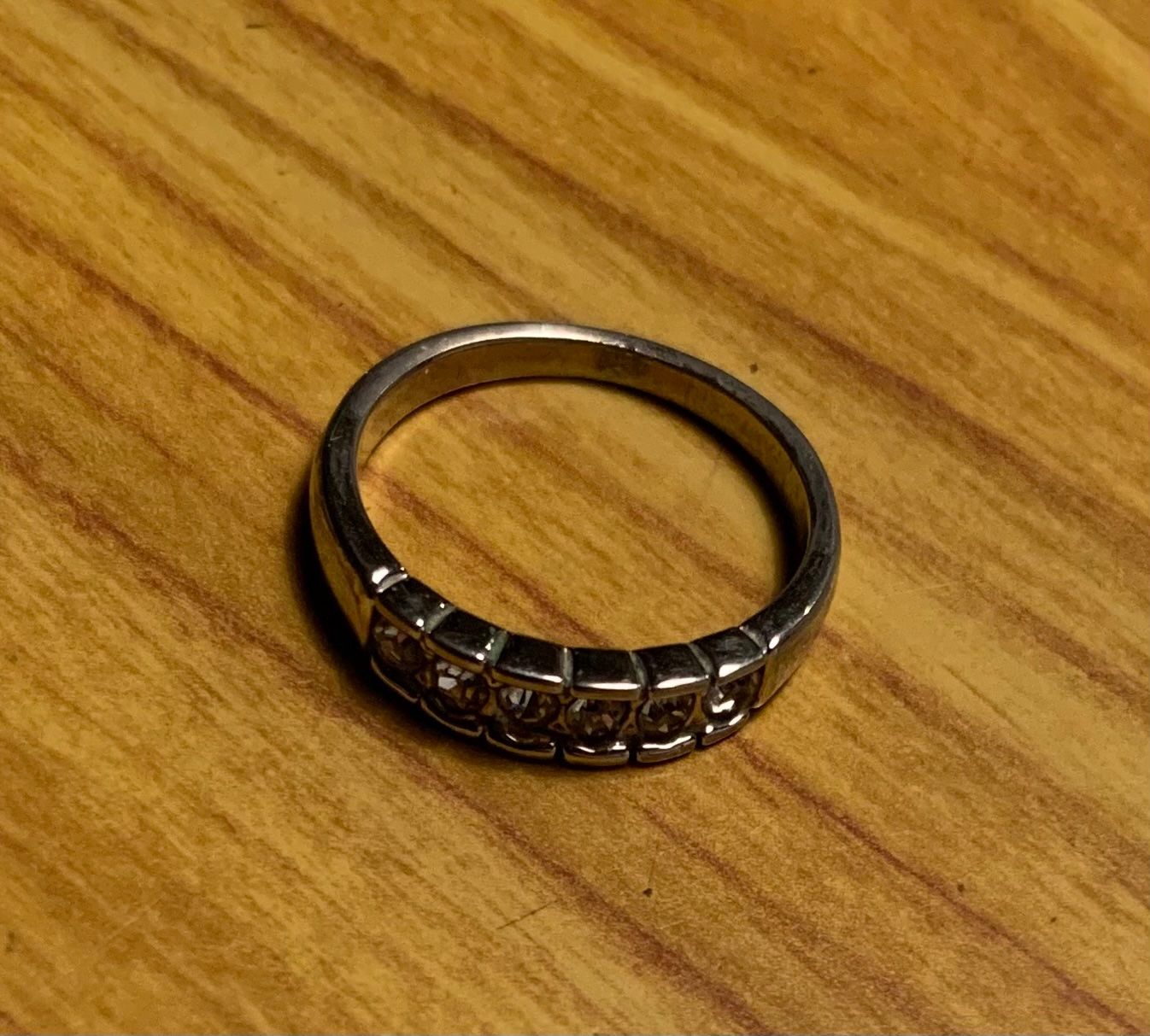 Anelli: Ring Schmuck Modeschmuck Schmuckstück – Usato da Steffisburg venduto da smocky17 1