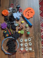 Diverse Spielsachen für fantasievolle Stunden! Dieses bunte