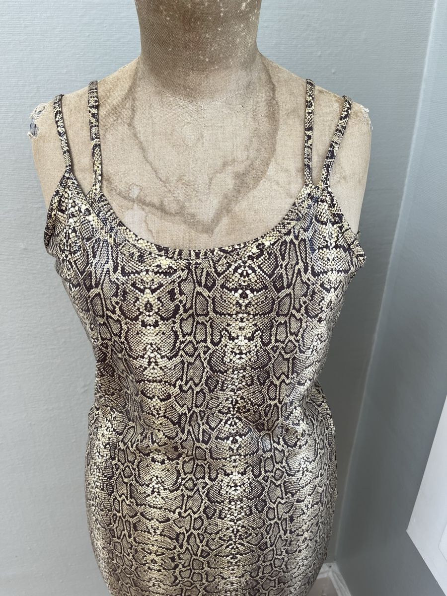 Vestiti: Sunwear by Kiwi Kleid mit Schlangenmuster  – Usato da Basel venduto da and_bc5b 2