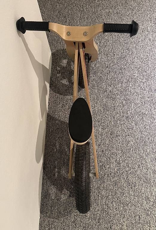 Velos: Petit vélo en bois neuf – Gebraucht aus Genève von flocon06 2