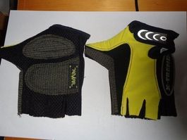 Handschuhe