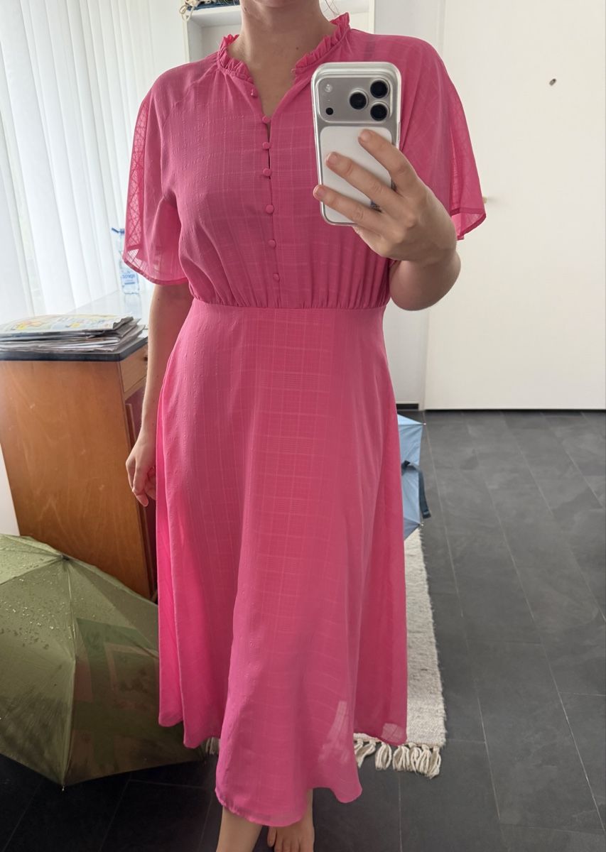 Kleider: Rosa Kleid ICHI – Gebraucht aus Bassersdorf von ver_r5qx 1