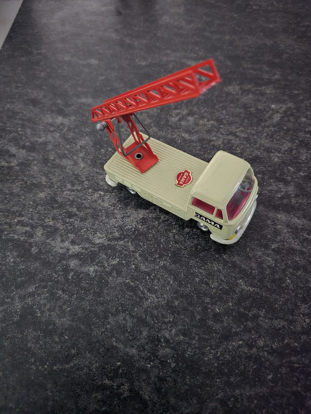 Volkswagen Modellini d'auto: altes Gama Modell VW Transporter T1 – Usato da Weiach venduto da KissGearSwiss96 7